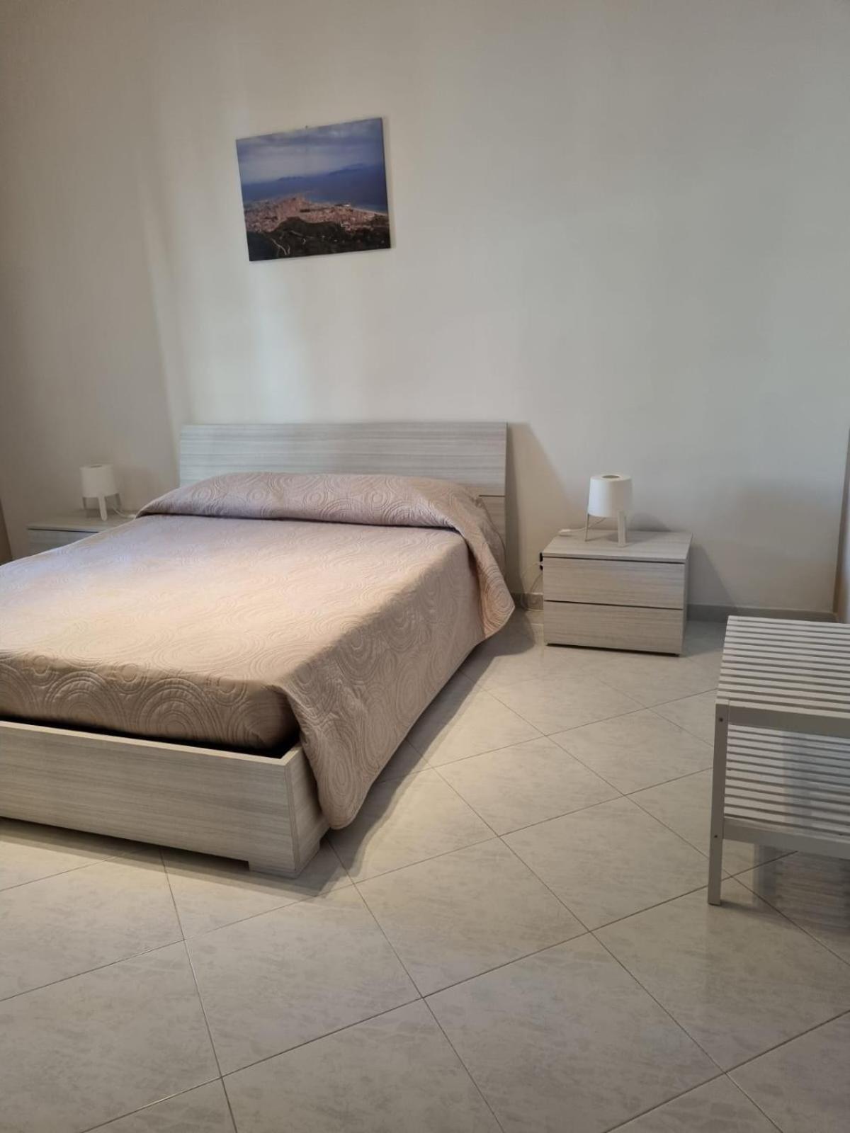 Romano Appartamenti Trapani Habitación foto